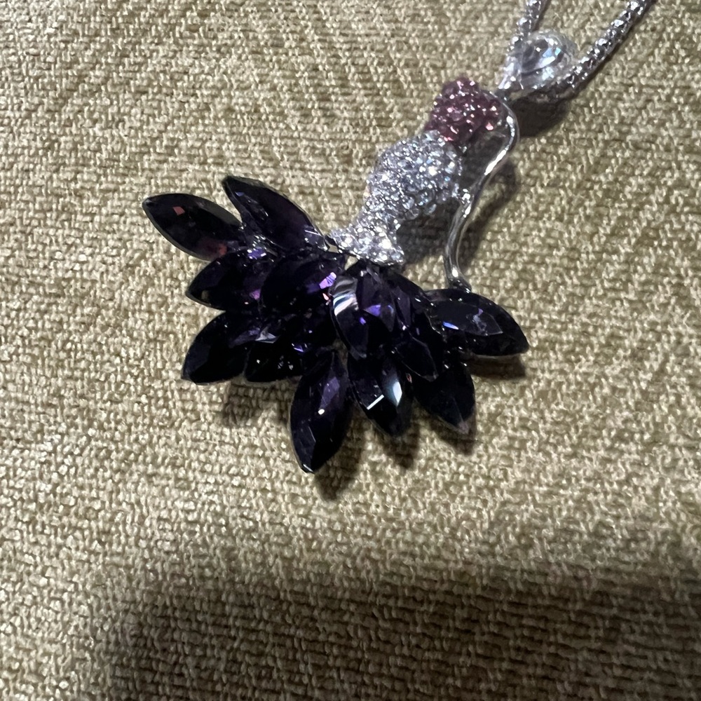 NWT; Betsey Johnson Lady necklace